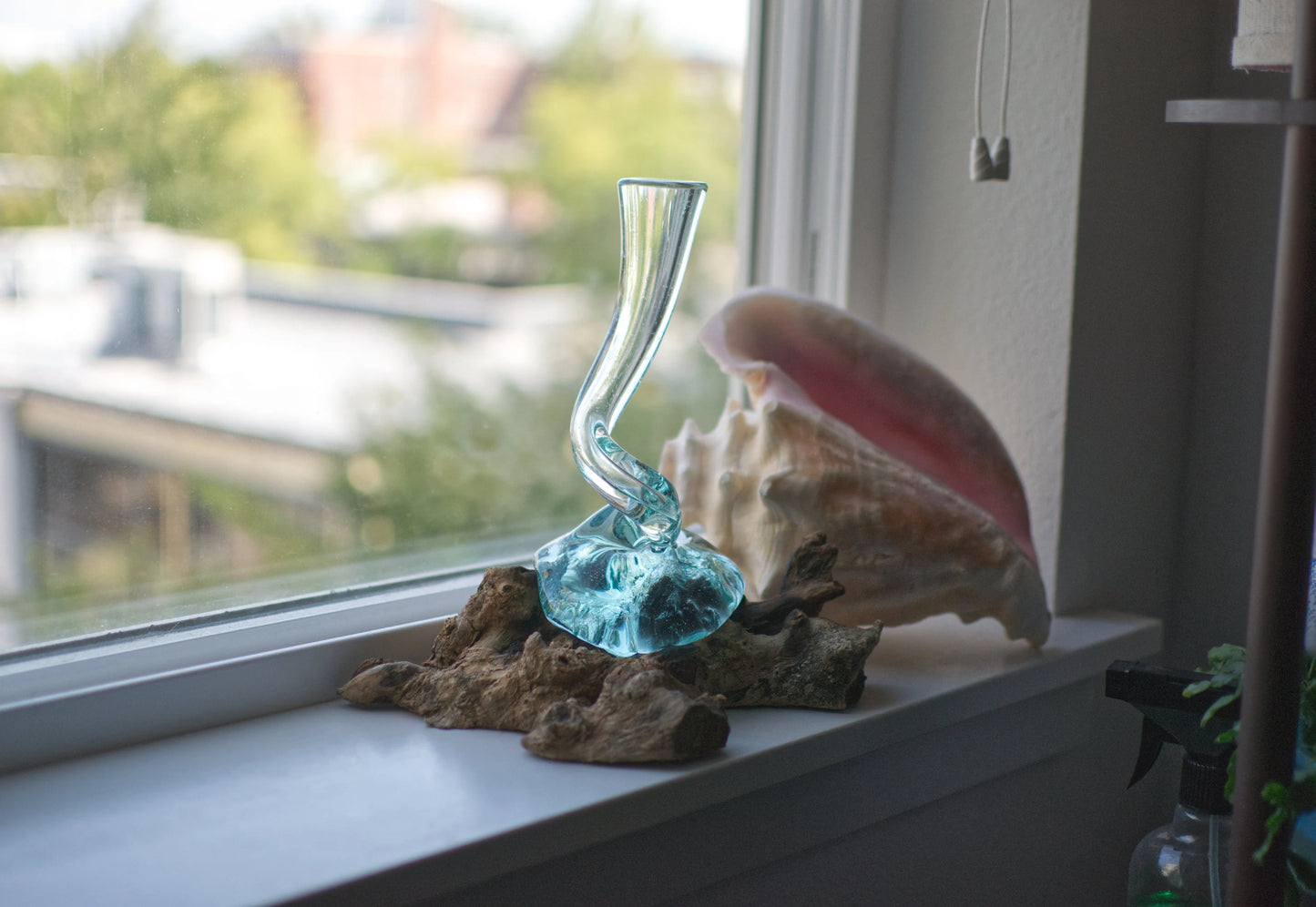 Twisty Molten Glass Skinny Vase on Gamal Root Base